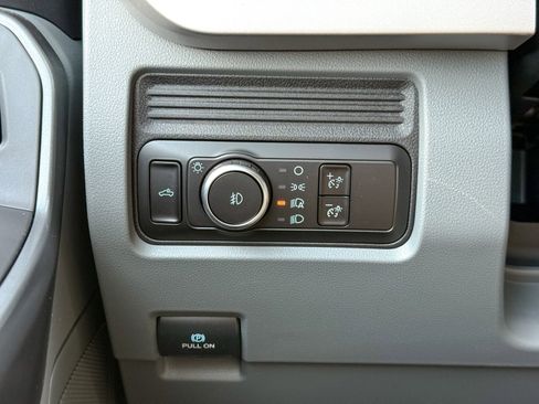 New 2026 Ford F250 XLT w/ Snow Plow Prep Package image 33