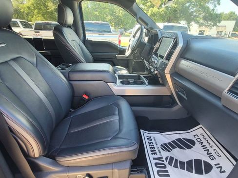 Used 2022 Ford F350 Platinum AWD/4WD image 20