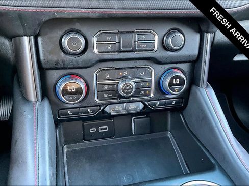 Used 2023 Chevrolet Suburban RST w/ Sport Performance Package AWD/4WD image 16