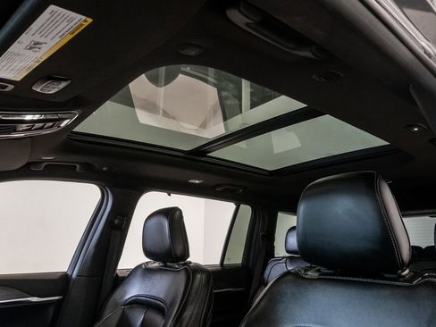 Used 2024 Jeep Grand Cherokee L Limited w/ Luxury Tech Group II AWD/4WD image 9