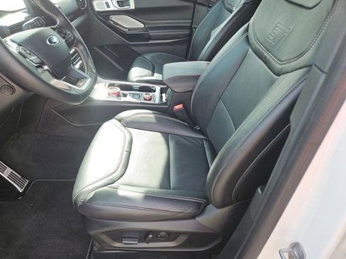 Used 2022 Ford Explorer ST w/ Equipment Group 401A image 15