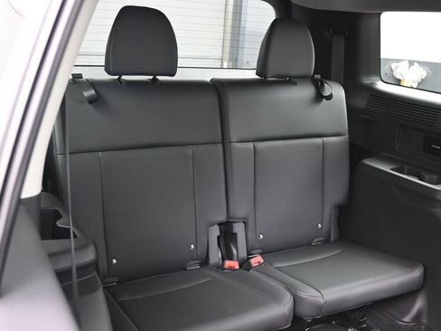 Used 2024 Hyundai Santa Fe SEL FWD image 36