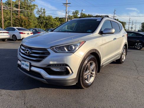 Used 2018 Hyundai Santa Fe Sport w/ 2.4L Value Package 02 FWD image 3