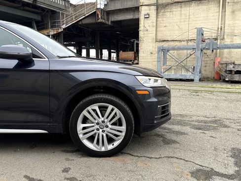 Used 2019 Audi Q5 2.0T Premium Plus w/ Premium Plus Package image 23