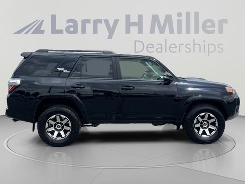 Certified 2023 Toyota 4Runner TRD Off-Road Premium w/ Off Road Premium Plus Package AWD/4WD image 6