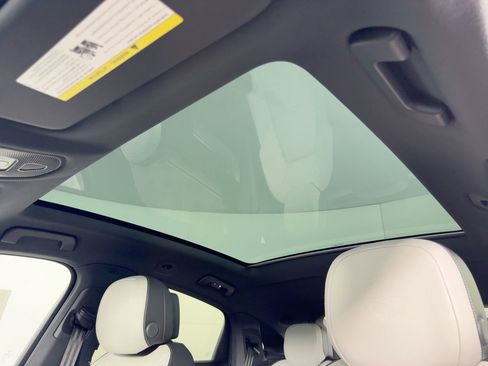 Used 2026 Porsche Cayenne S image 16