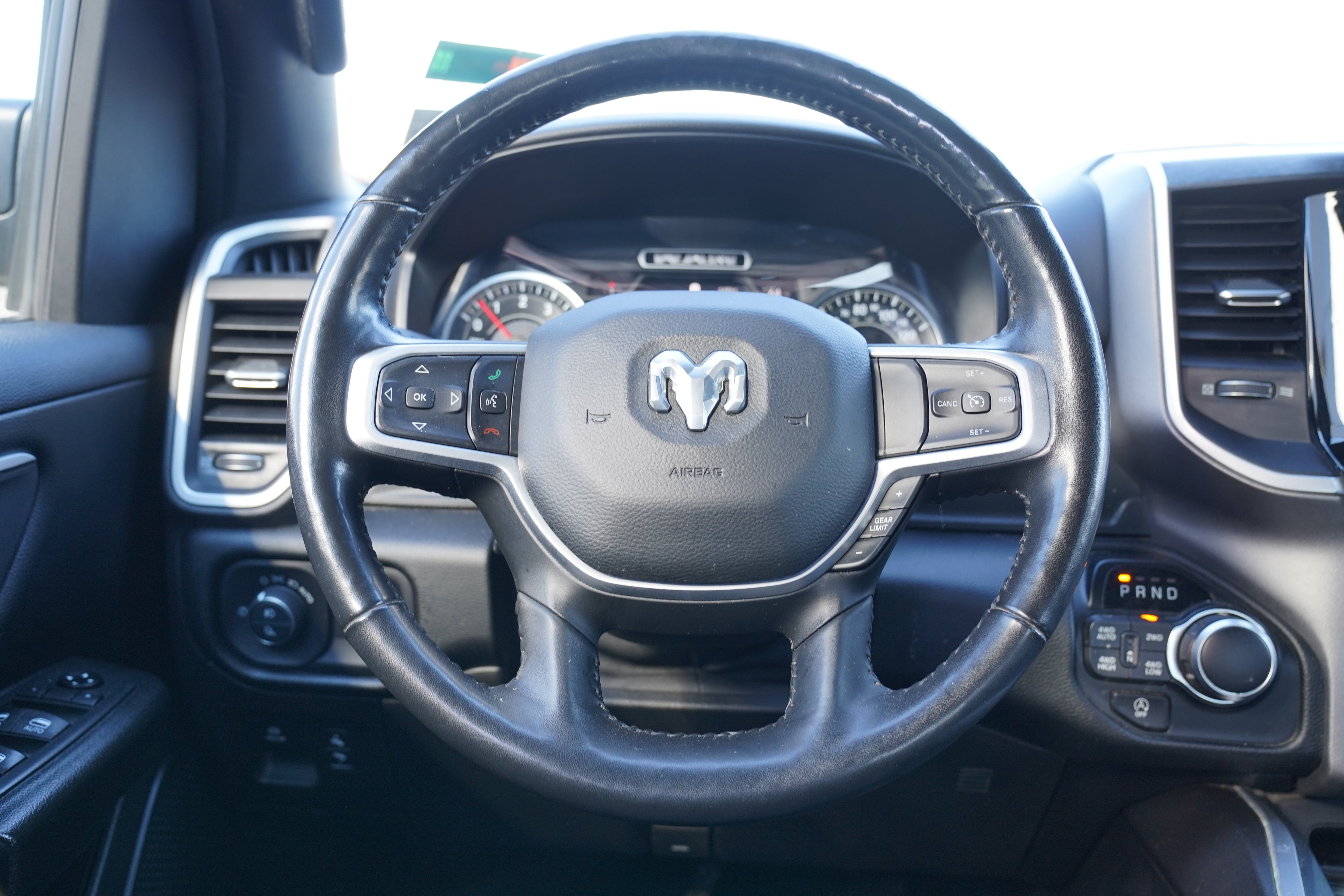 Used 2020 RAM 1500 Big Horn AWD/4WD image 16