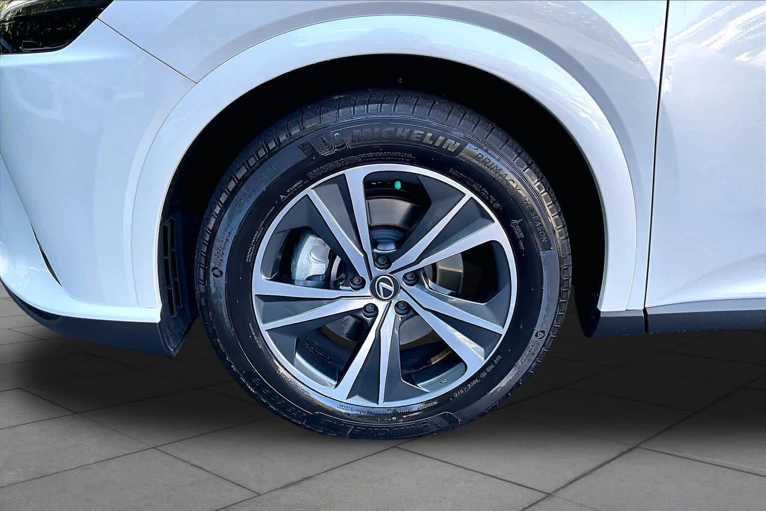 Used 2024 Lexus RX 350 Premium w/ Cold Area Package AWD/4WD image 11