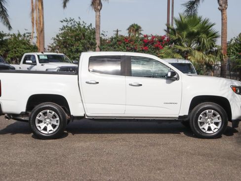 Used 2017 Chevrolet Colorado LT w/ Luxury Package, Chrome RWD image 11