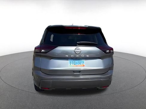 Used 2025 Nissan Rogue SV image 12