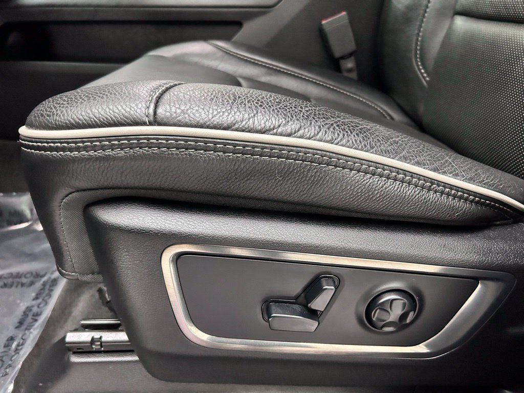 Used 2020 RAM 1500 Limited AWD/4WD image 14