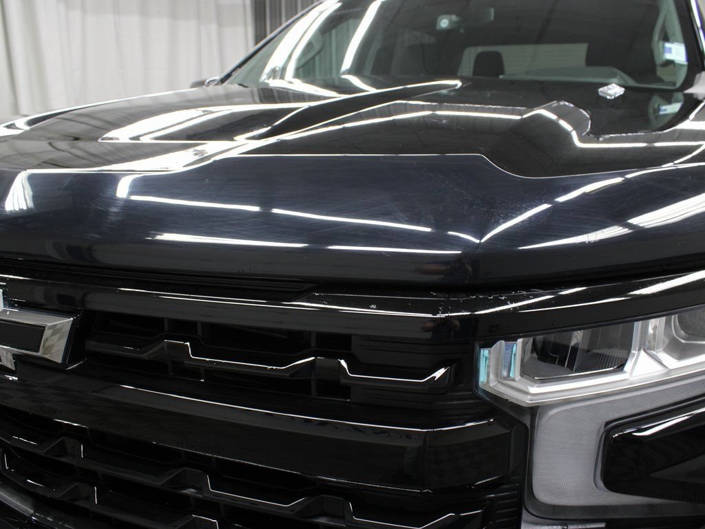 Used 2025 Chevrolet Silverado 1500 RST AWD/4WD image 40