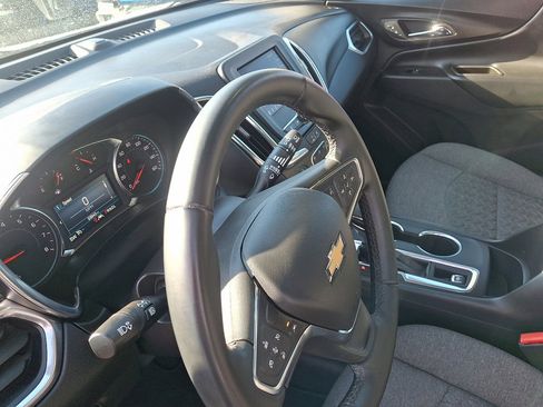 Used 2024 Chevrolet Equinox LT image 25