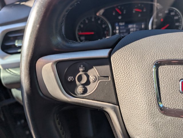 Used 2020 GMC Acadia SLE w/ Driver Convenience Package FWD image 18