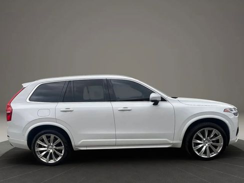 Used 2017 Volvo XC90 T6 R-Design w/ Vision Package AWD/4WD image 4