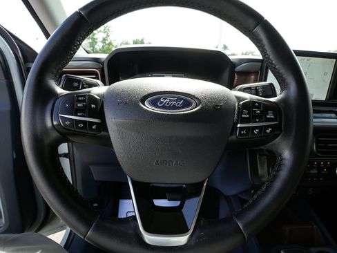 Used 2023 Ford Maverick Lariat w/ Lariat Luxury Package AWD/4WD image 20
