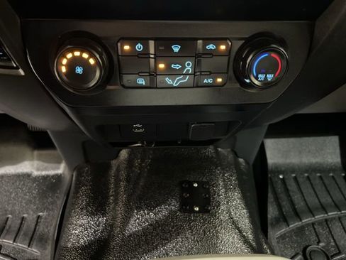 Used 2022 Ford F350 XL w/ Power Equipment Group image 15