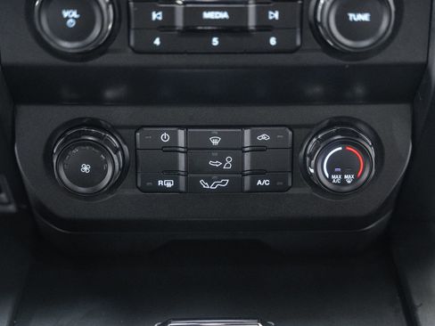Used 2020 Ford F150 XL w/ Equipment Group 101A Mid AWD/4WD image 35
