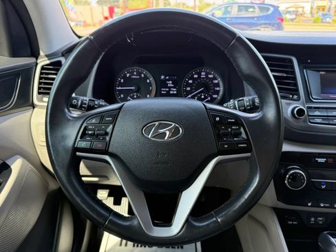 Used 2017 Hyundai Tucson Sport FWD image 30