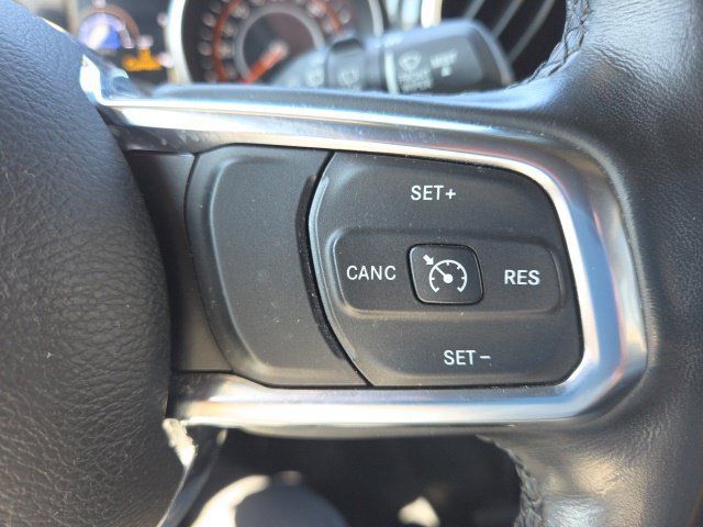 Used 2020 Jeep Wrangler Unlimited Sahara AWD/4WD image 38