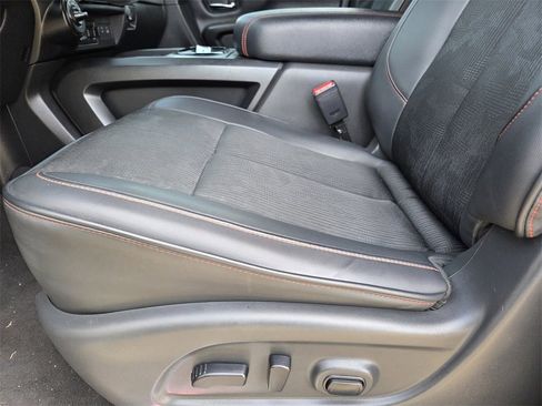 Used 2021 Nissan Titan PRO-4X w/ Pro-4x Utility Package image 14