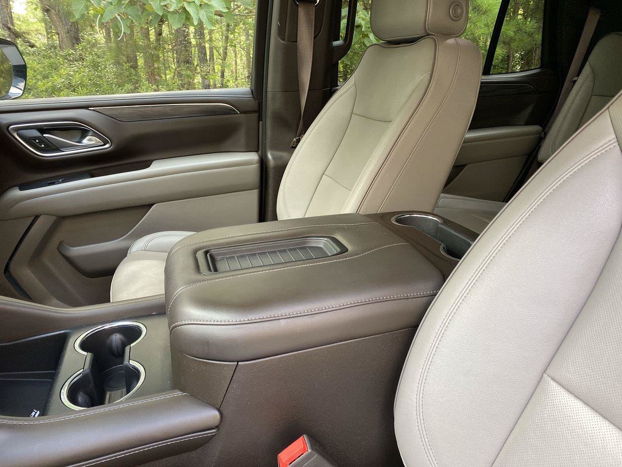 Used 2023 GMC Yukon SLT RWD image 41