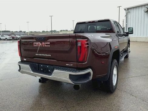 Used 2024 GMC Sierra 3500 SLT w/ SLT Premium Package image 41