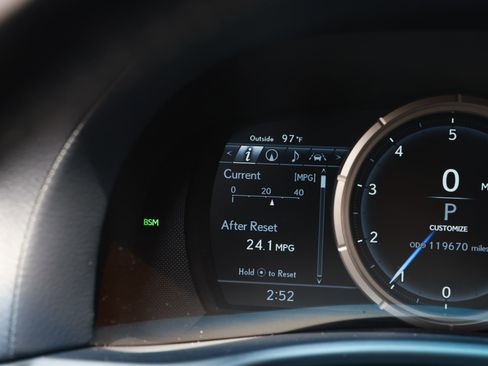 Used 2018 Lexus GS 350 F Sport RWD image 54