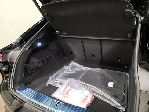 New 2026 Porsche Cayenne Coupe image 31