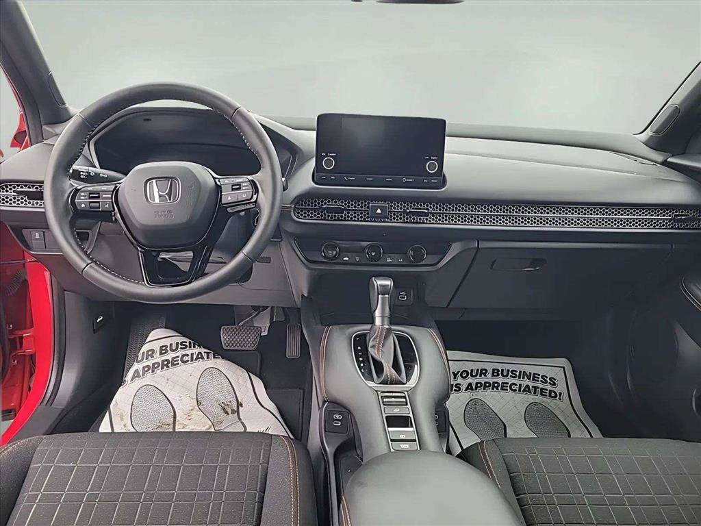 Used 2025 Honda HR-V Sport image 10