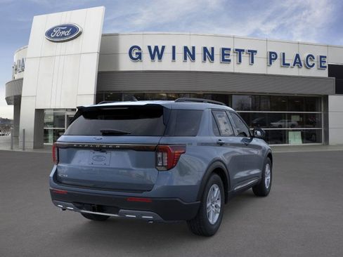 New 2025 Ford Explorer Active w/ Active Comfort Package image 8