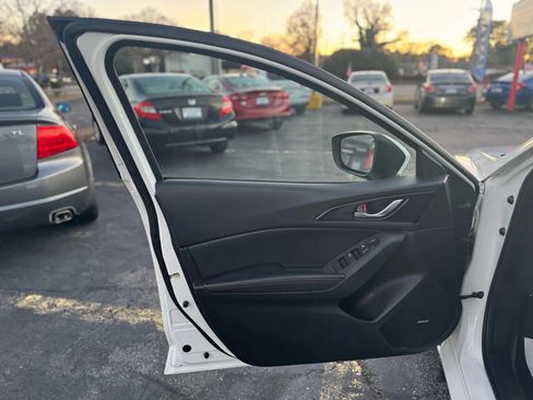 Used 2014 MAZDA MAZDA3 s Grand Touring image 13