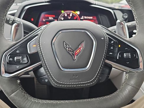 Used 2021 Chevrolet Corvette Stingray Premium Cpe w/ Z51 Performance Package image 10