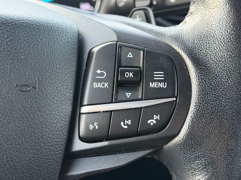 Used 2020 Ford Explorer XLT w/ Equipment Group 202A AWD/4WD image 17