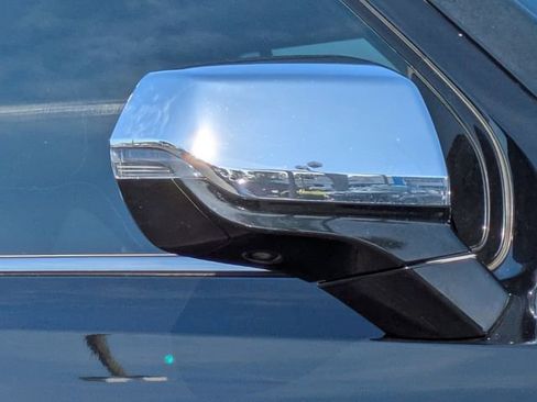 Used 2022 Chevrolet Tahoe Premier RWD image 13