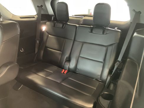 Used 2023 Ford Explorer XLT w/ Equipment Group 202A image 26