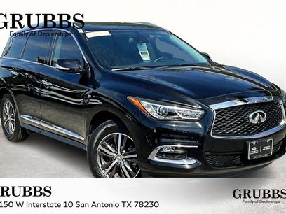 Used 2019 INFINITI QX60 Luxe w/ Essential Package