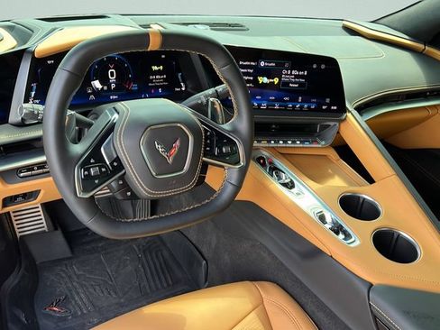 Used 2026 Chevrolet Corvette Stingray Premium Conv w/ Z51 Performance Package RWD image 10