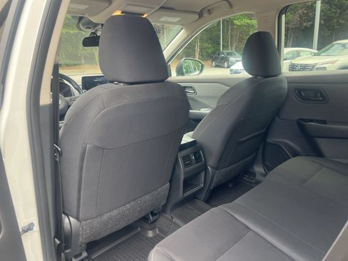 Certified 2023 Nissan Rogue S AWD/4WD image 19
