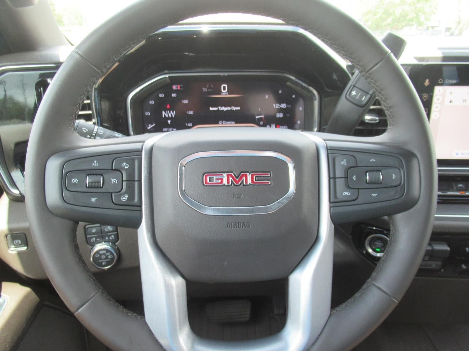 Used 2024 GMC Sierra 1500 SLT AWD/4WD image 23