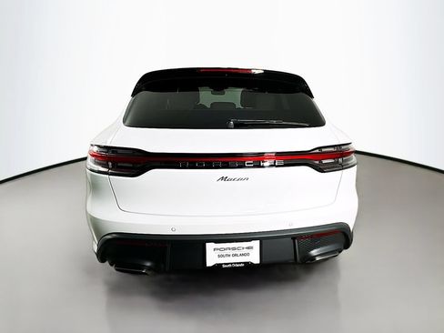 Certified 2026 Porsche Macan AWD/4WD image 10