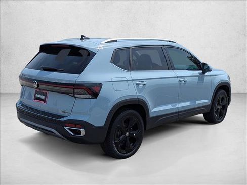 New 2026 Volkswagen Taos SEL AWD/4WD image 5