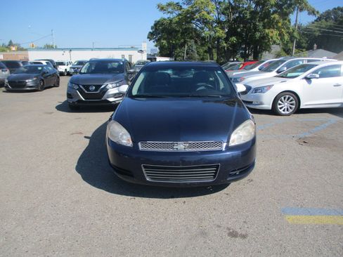 Used 2012 Chevrolet Impala LT w/ LT Sunroof Package image 2