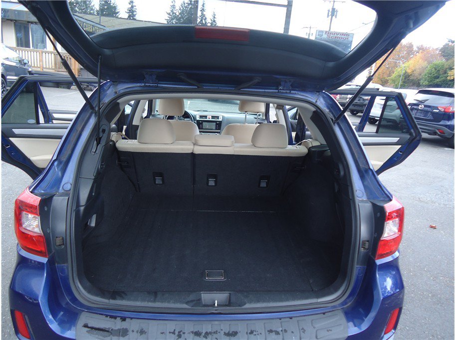 Used 2016 Subaru Outback 2.5i Premium AWD/4WD image 16