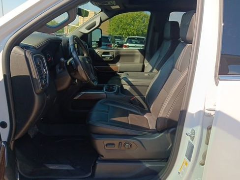 Used 2022 Chevrolet Silverado 3500 High Country image 27