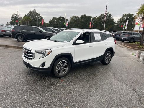 Used 2019 GMC Terrain SLT image 3