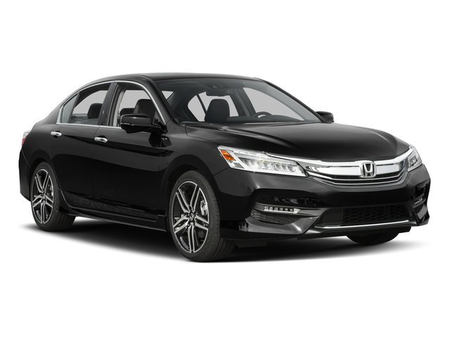 Used 2017 Honda Accord Touring image 6