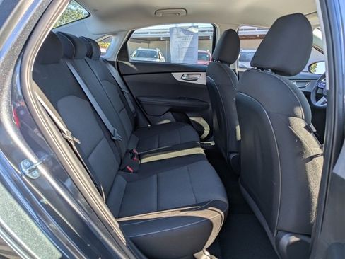 Used 2023 Kia Forte LXS image 28