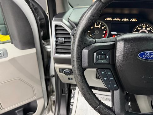 Used 2016 Ford F150 XLT w/ Equipment Group 302A Luxury AWD/4WD image 23