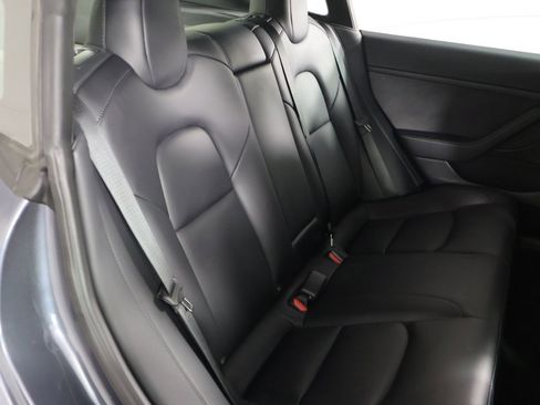 Used 2023 Tesla Model 3 Standard Range image 30